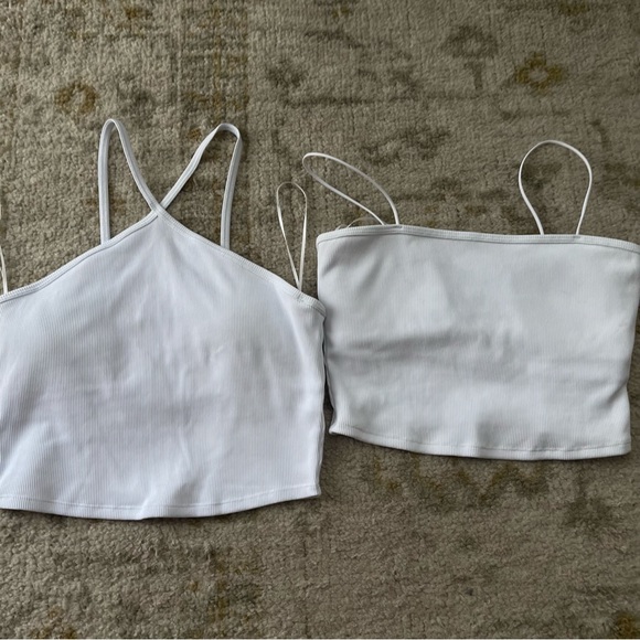 Bundle alo Goddess Ribbed Bandeau Top + Goddess Ribbed Cross Crop Top - Picture 3 of 16